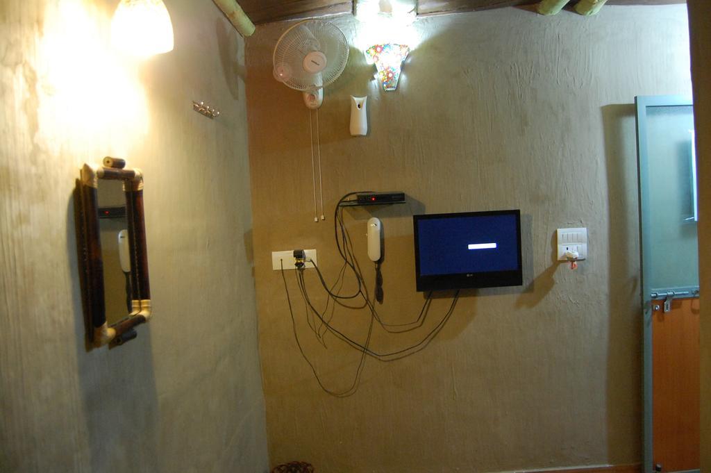 Shri Guest House Варанаси Номер фото