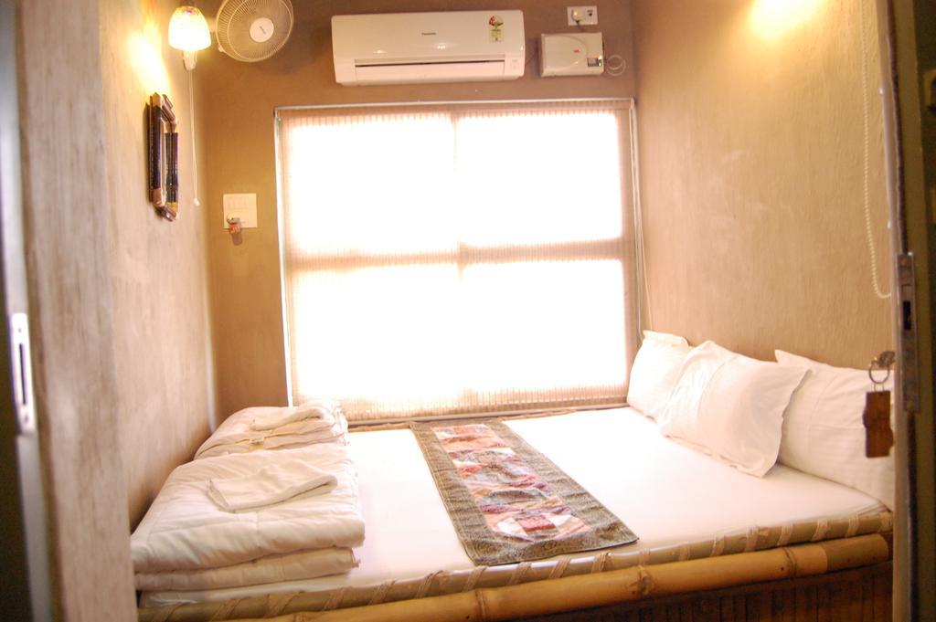 Shri Guest House Варанаси Номер фото