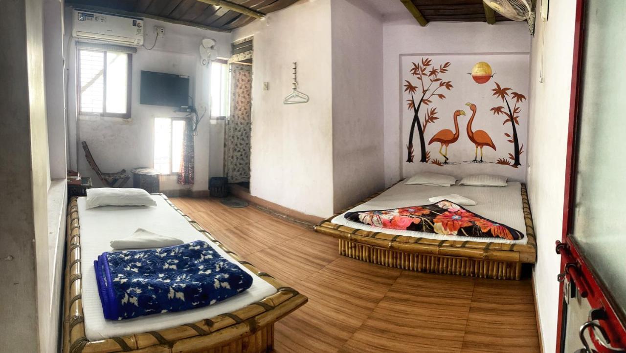 Shri Guest House Варанаси Экстерьер фото