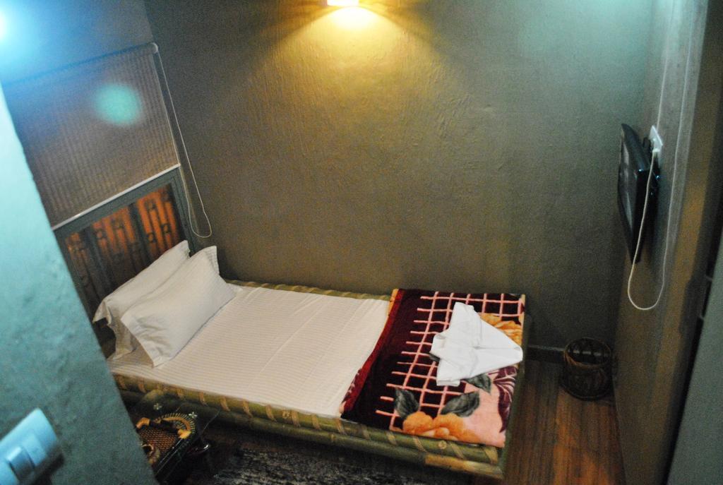 Shri Guest House Варанаси Номер фото