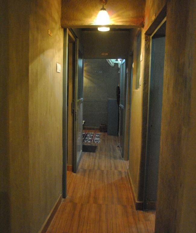 Shri Guest House Варанаси Экстерьер фото